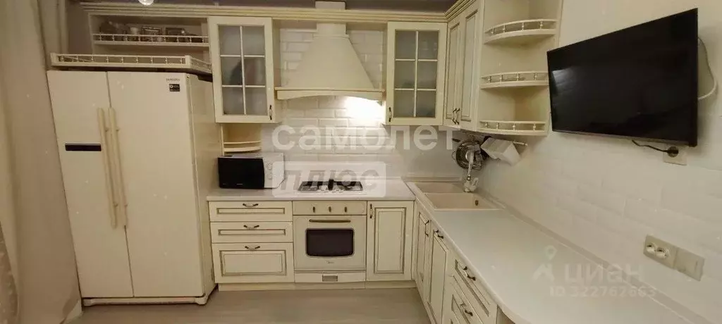 3-к кв. Чувашия, Чебоксары Водопроводная ул., 7 (77.9 м) - Фото 0