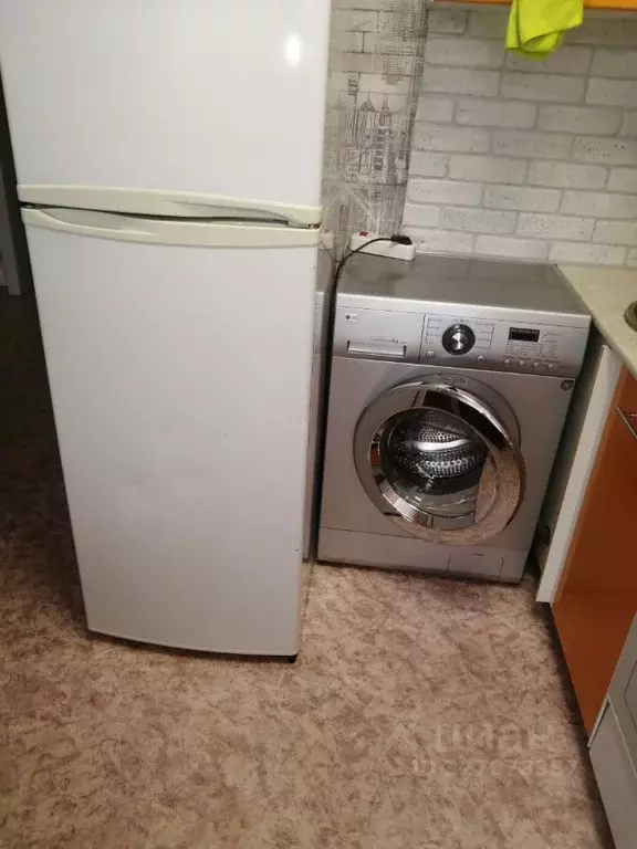 Студия Алтайский край, Бийск Ленинградская ул., 38 (28.0 м) - Фото 2