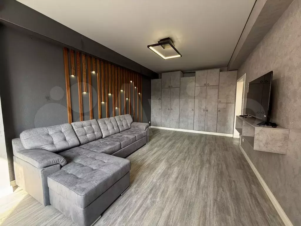 1-к. квартира, 50 м, 6/10 эт. - Фото 0