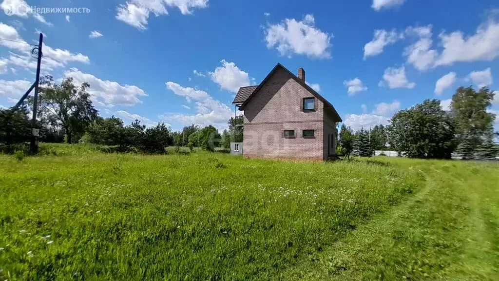 Дом в село Павловское, Школьная улица (150 м) - Фото 1