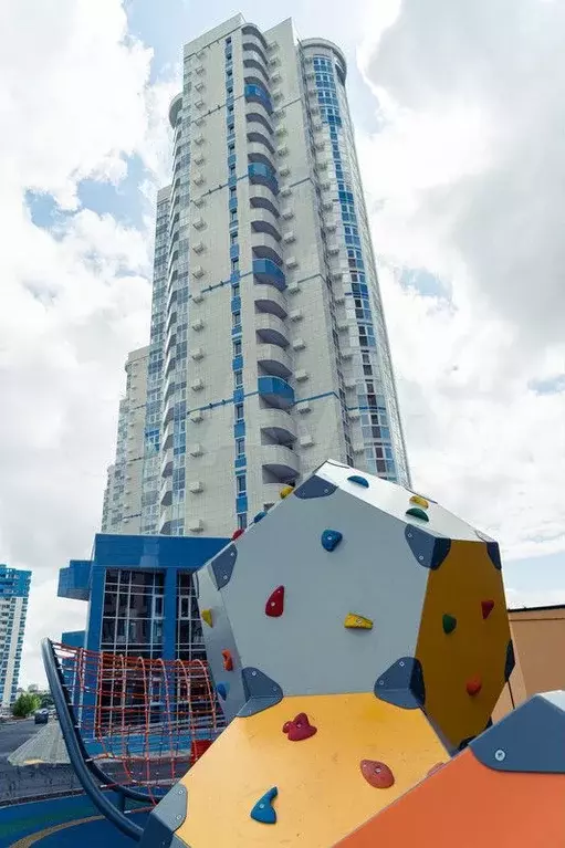 3-к. квартира, 104 м, 20/23 эт. - Фото 0
