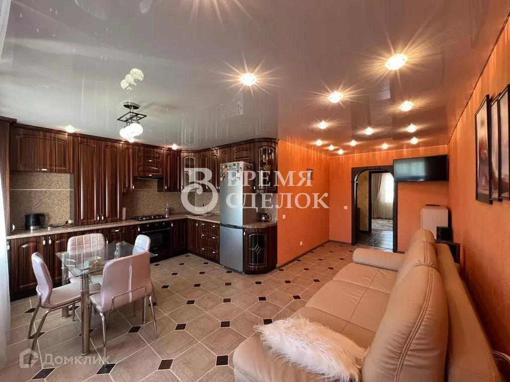 Продаётся 1-к квартира, 57.2 м - Фото 0