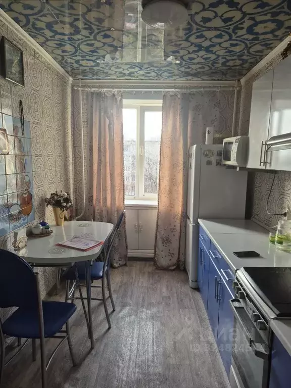 3-к кв. Саратовская область, Петровск ул. Ломоносова, 9 (58.7 м) - Фото 1