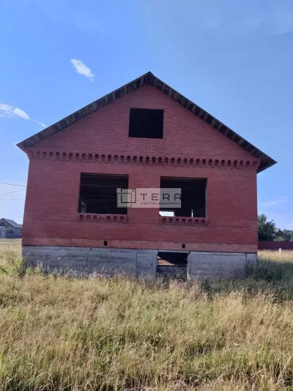 Дом в Башкортостан, Нуримановский район, Красногорский сельсовет, с. ... - Фото 2