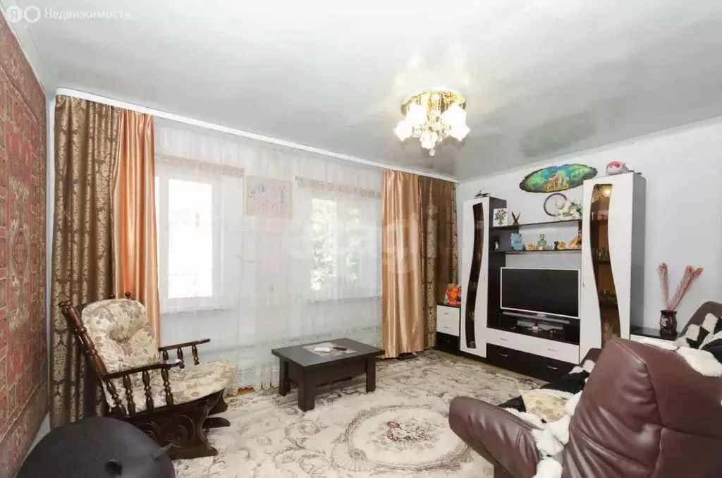 Дом в Ялуторовск, улица Свободы (56.6 м) - Фото 2