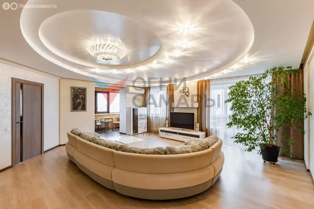 3-комнатная квартира: Самара, улица Советской Армии, 238А (98.5 м) - Фото 1