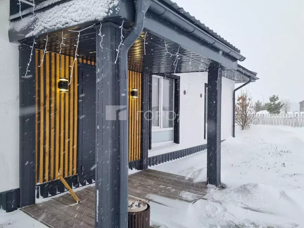 Дом в Новосибирская область, Мошковский район, пос. Октябрьский пер. ... - Фото 1