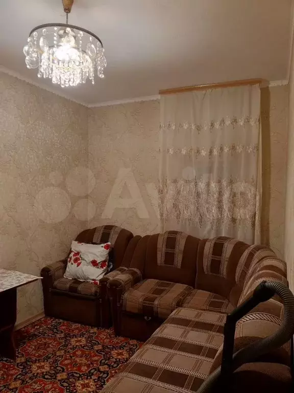 Комната 12 м в 3-к., 1/1 эт. - Фото 0