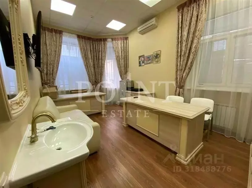Помещение свободного назначения в Москва Тверской бул., 18С2 (485 м) - Фото 0