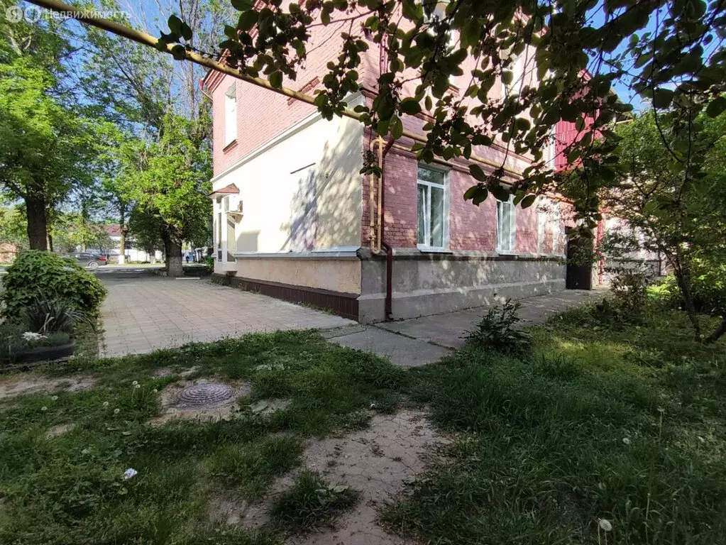 2-комнатная квартира: Армавир, улица Тургенева, 76 (30 м) - Фото 1