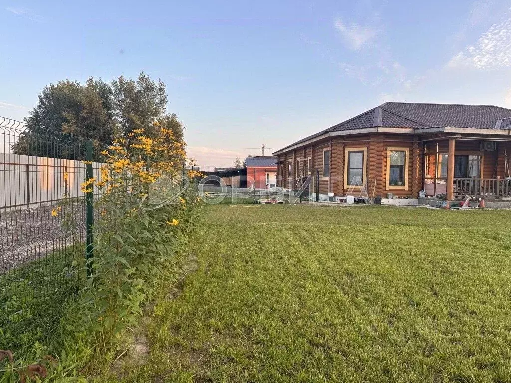 Дом в Тюменская область, Тюменский муниципальный округ, с. Чикча ... - Фото 1