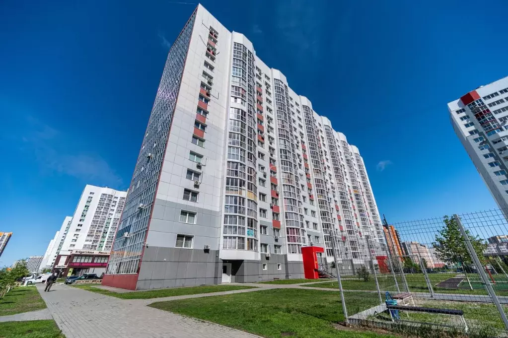 2-к кв. Алтайский край, Барнаул Взлетная ул., 97 (36.0 м) - Фото 1