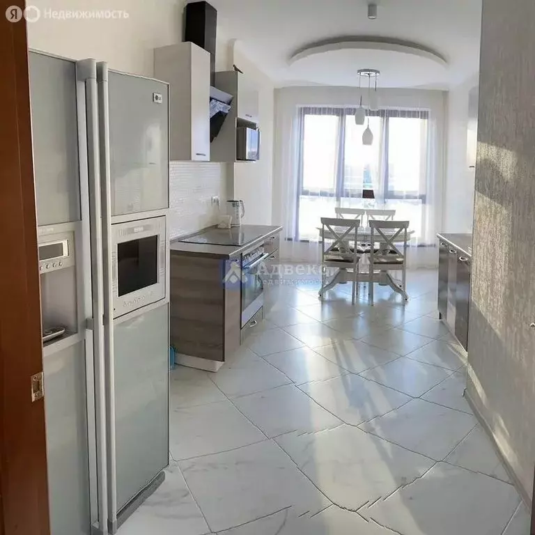 2-комнатная квартира: Тюмень, улица Максима Горького, 68 (78 м) - Фото 0