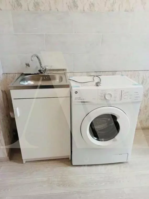 1-к кв. Омская область, Омск ул. 11-я Ремесленная, 25 (41.8 м) - Фото 1