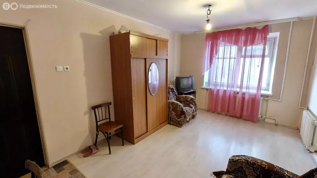 1к в 4-комнатной квартире (17.9 м) - Фото 1