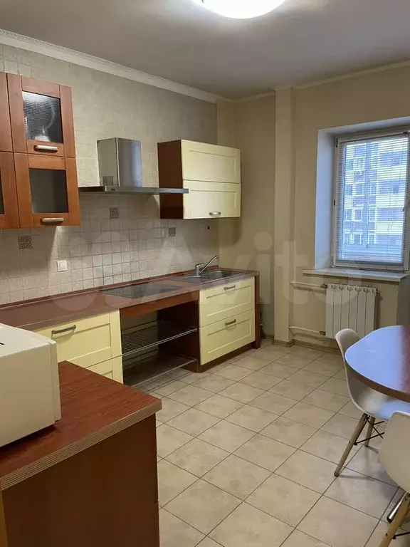 1-к. квартира, 42 м, 9/12 эт. - Фото 0