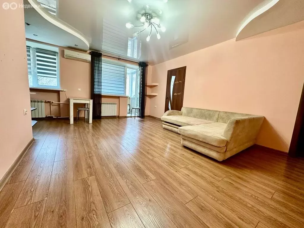 2-комнатная квартира: Находка, Заводская улица, 6 (43 м) - Фото 0