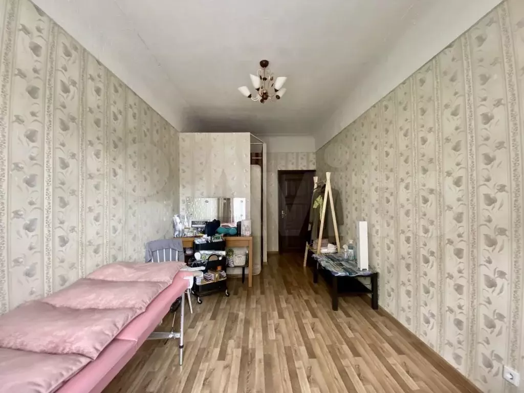 Комната 17 м в 3-к, 2/5 эт. - Фото 1