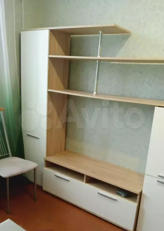 Комната 10 м в 4-к., 2/6 эт. - Фото 0