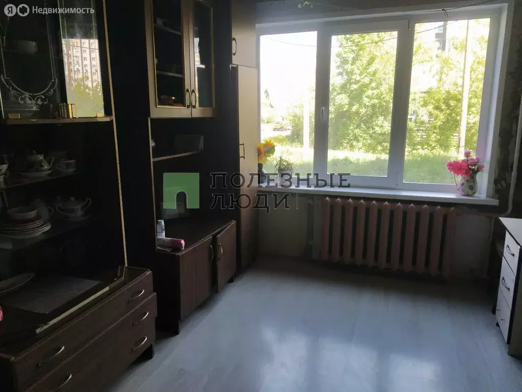4-комнатная квартира: Ижевск, Школьная улица, 15 (67.8 м) - Фото 0