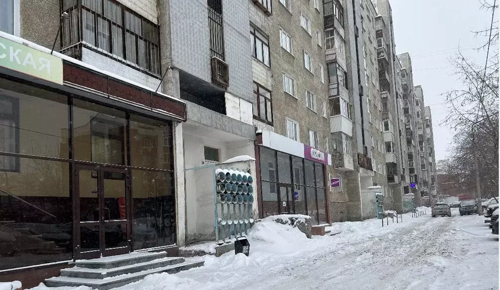 Помещение свободного назначения в Свердловская область, Екатеринбург ... - Фото 1