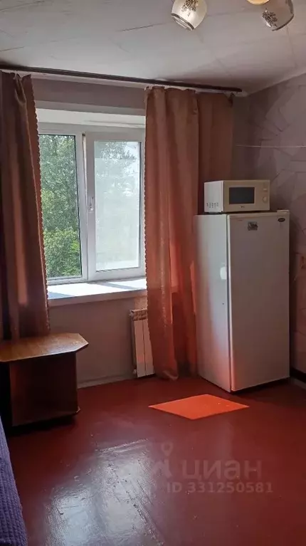 Комната Омская область, Омск ул. Куйбышева, 138а (15.5 м) - Фото 1
