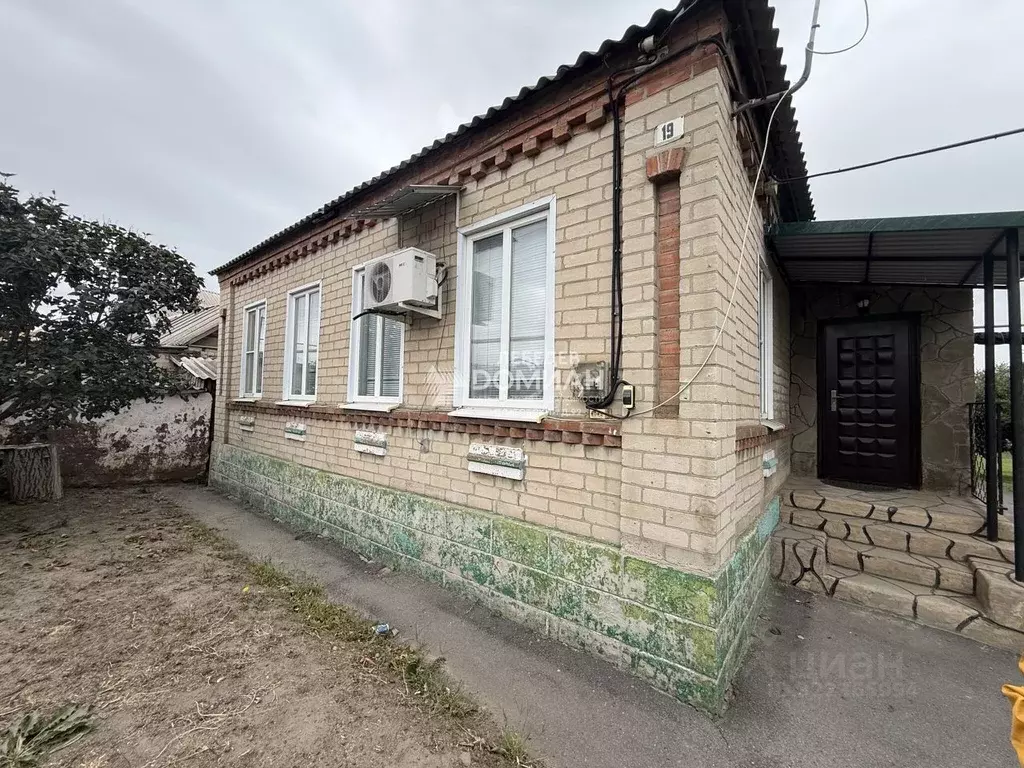 Дом в Ростовская область, Октябрьский район, Красюковская сл. ул. ... - Фото 1