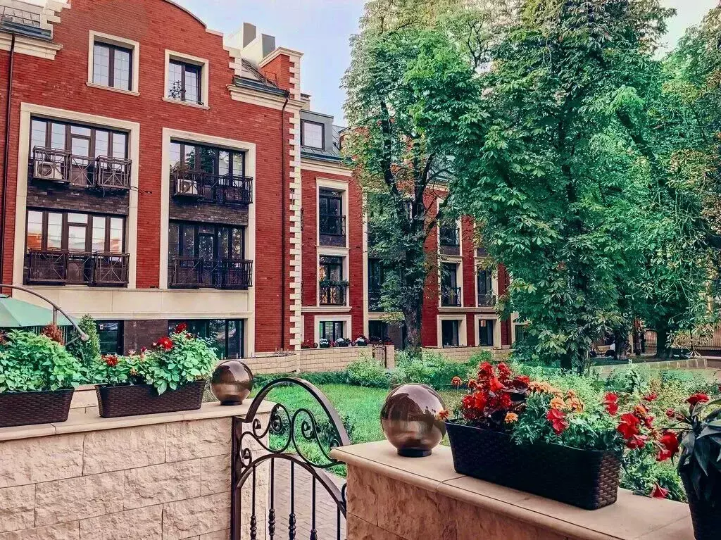 Продается 3-комнатная квартира - Фото 1