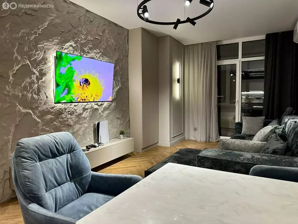 2-комнатная квартира: Астрахань, улица Трофимова, 7Ак1 (55 м) - Фото 0