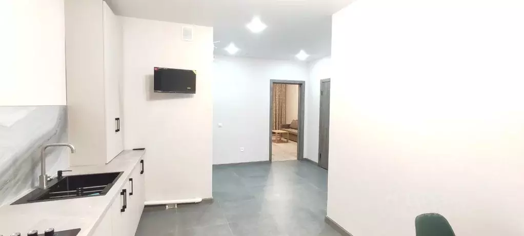 2-к кв. Калининградская область, Калининград ул. Левитана, 65к4 (61.0 ... - Фото 2