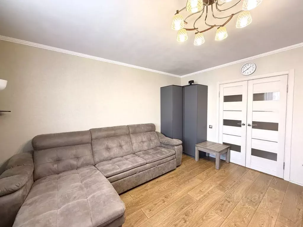 3-к кв. Ростовская область, Таганрог ул. Чехова (70.0 м) - Фото 0