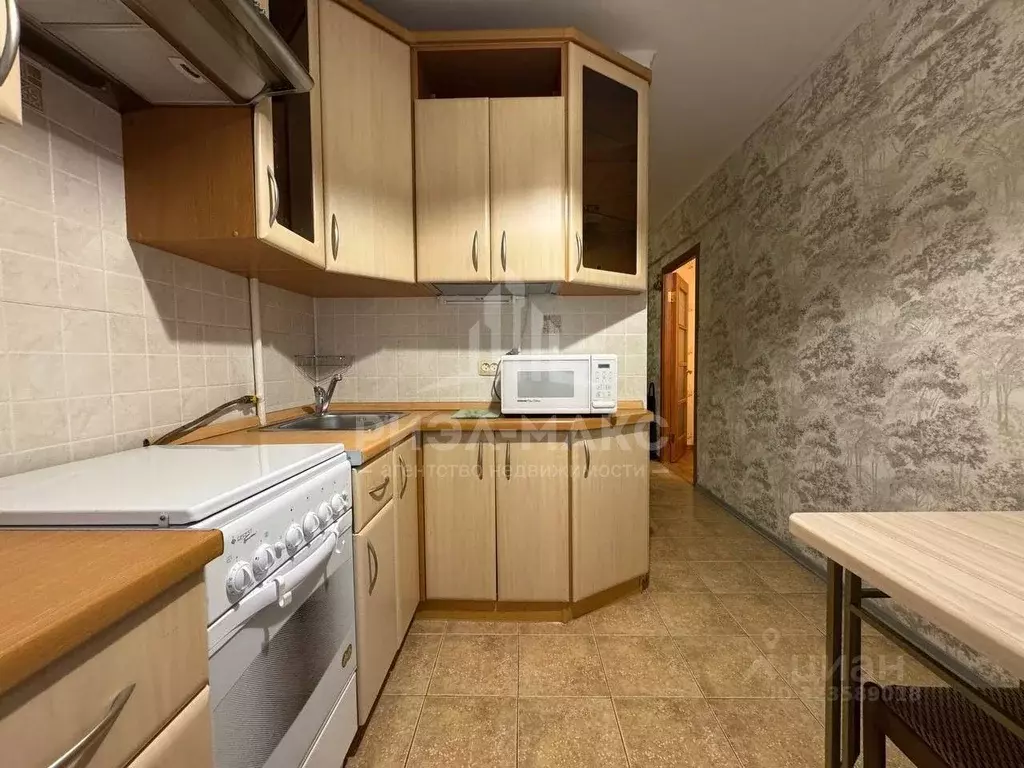 3-к кв. Брянская область, Брянск ул. Бурова, 2А (58.8 м) - Фото 1