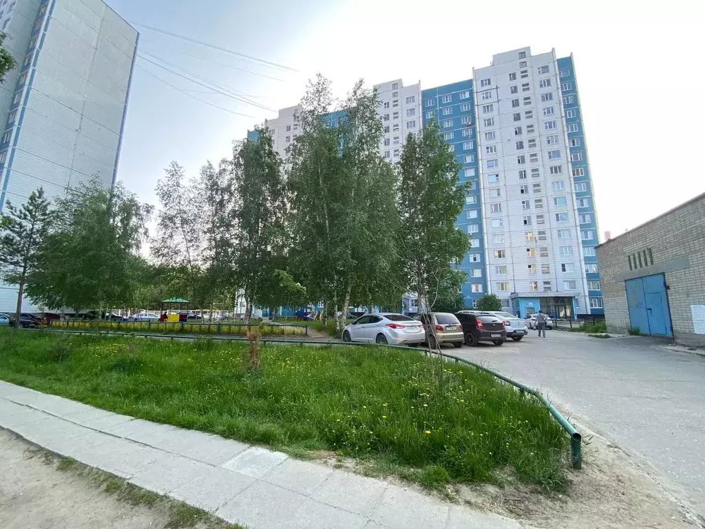 2-к кв. Ханты-Мансийский АО, Нижневартовск ул. 60 лет Октября, 4 (50.6 ... - Фото 0