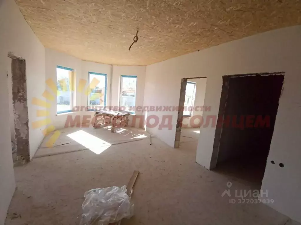 Дом в Краснодарский край, Ейский район, Должанская ст-ца Первомайский ... - Фото 1