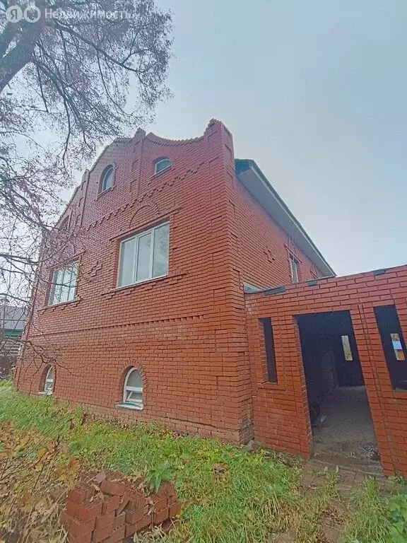 Дом в Янаул, улица Белинского, 73 (179.6 м) - Фото 1