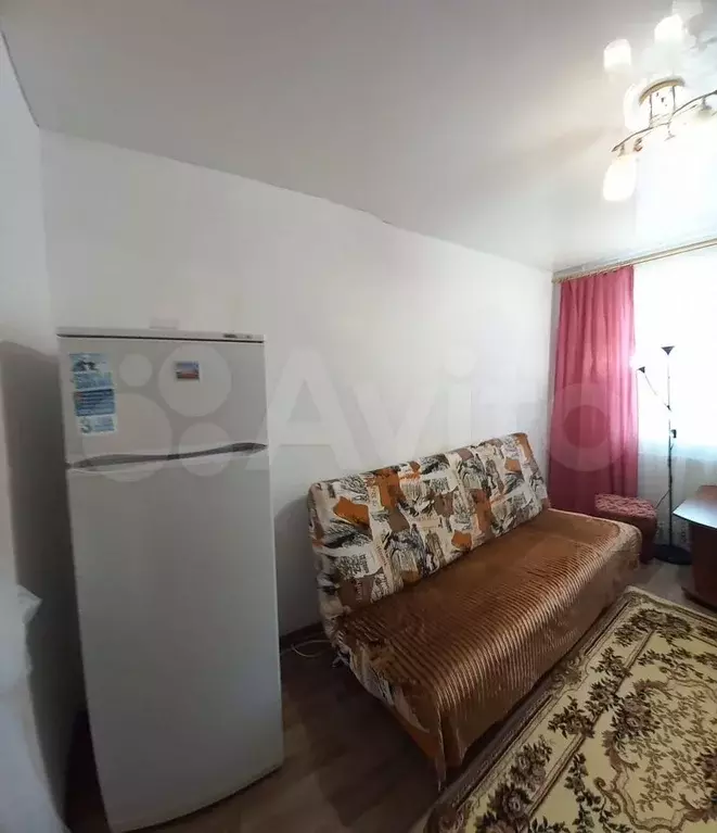 Комната 18 м в 9-к., 2/5 эт. - Фото 1