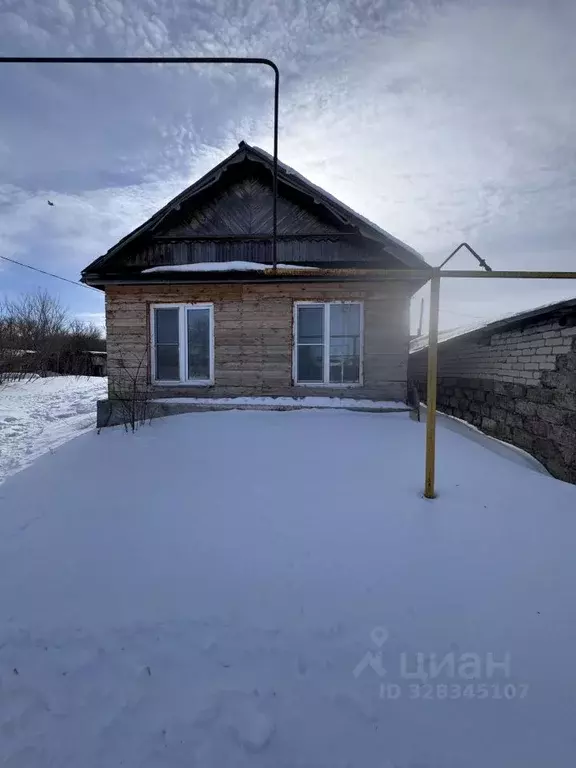 Дом в Самарская область, Нефтегорский район, с. Богдановка Наречная ... - Фото 1