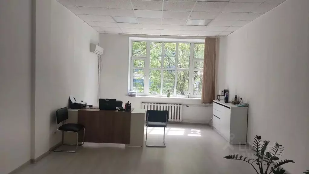 Офис в Хабаровский край, Хабаровск ул. Дзержинского, 34 (32 м) - Фото 1
