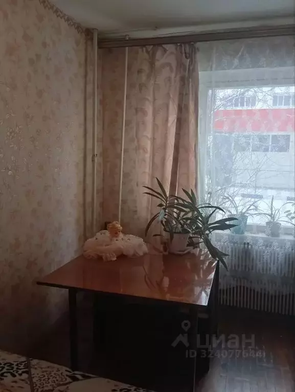 4-к кв. Белгородская область, Белгород ул. Губкина, 25 (74.6 м) - Фото 2