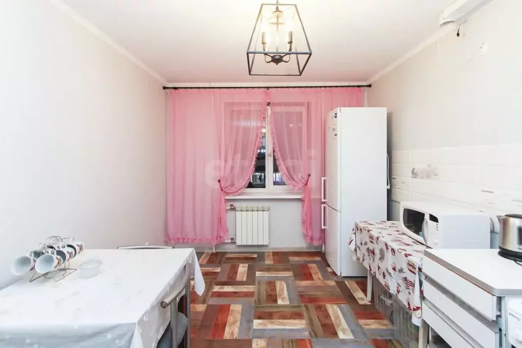 1-к кв. Тюменская область, Тюмень Пролетарская ул., 102к2 (45.0 м) - Фото 2