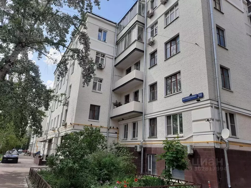 Комната Москва ул. Анатолия Живова, 10 (10.0 м) - Фото 1