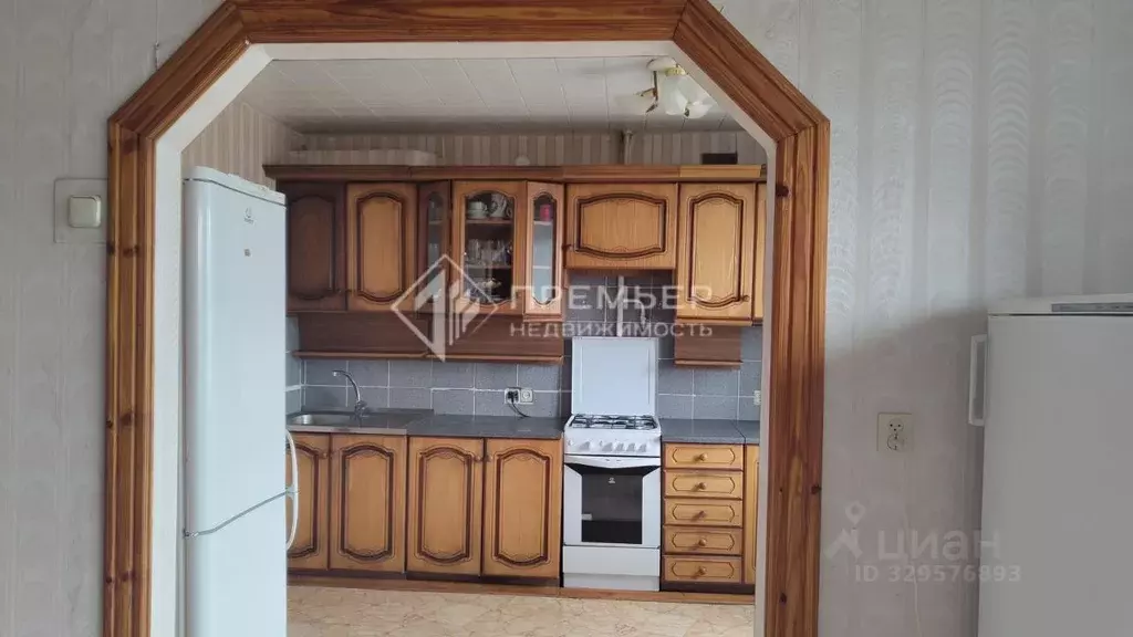 4-к кв. Кировская область, Киров ул. Физкультурников, 13 (90.4 м) - Фото 2