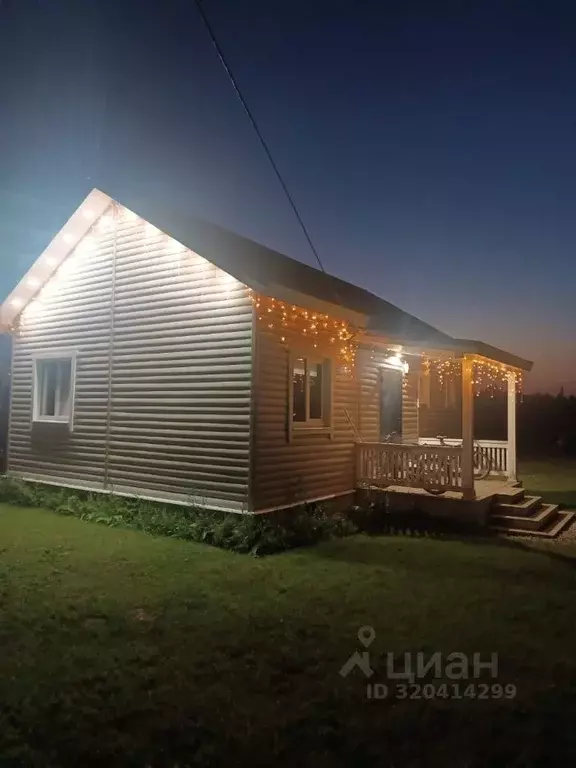 Дом в Ленинградская область, Волосовский район, Клопицкое с/пос, д. ... - Фото 0