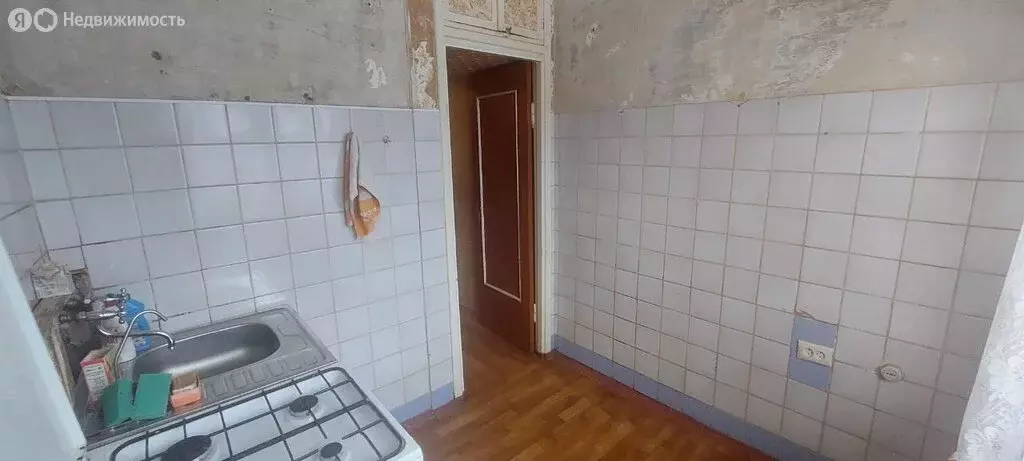 2-комнатная квартира: Мурманск, улица Академика Книповича, 40 (47 м) - Фото 1
