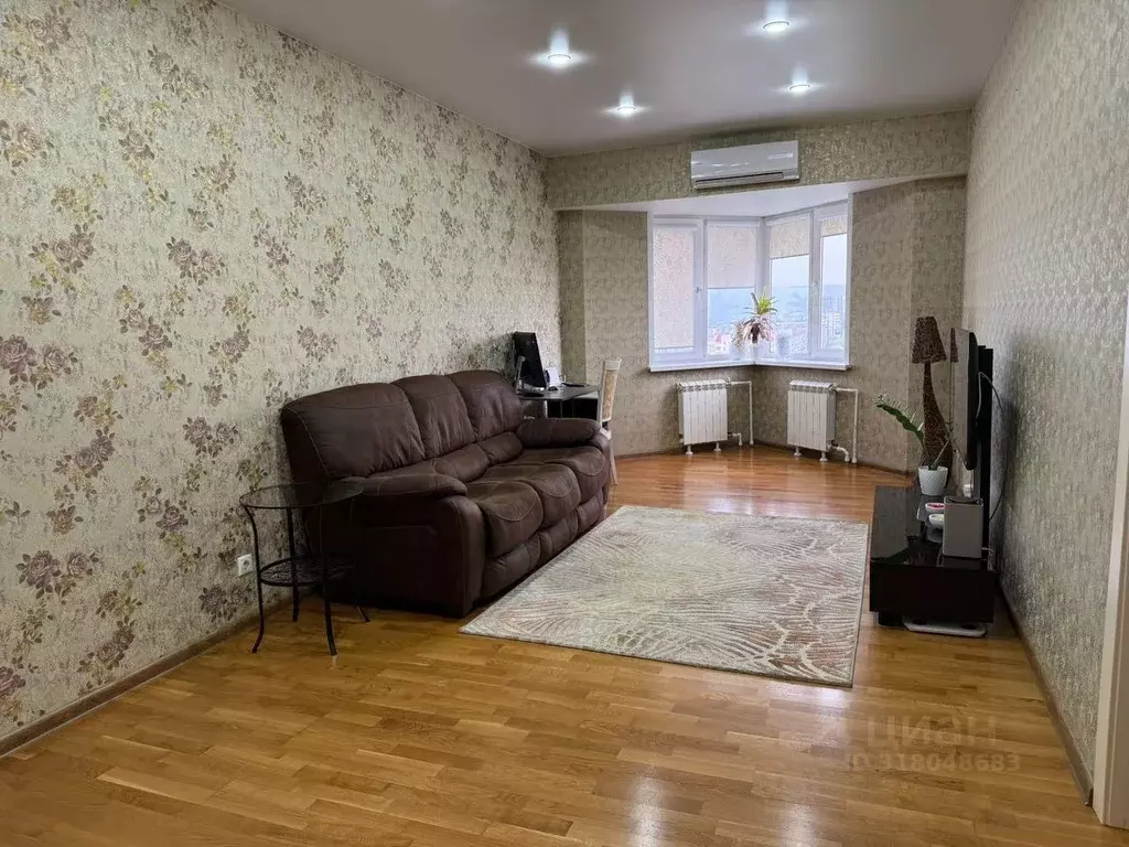 2-к кв. Кемеровская область, Новокузнецк Запорожская ул., 69А (72.0 м) - Фото 0