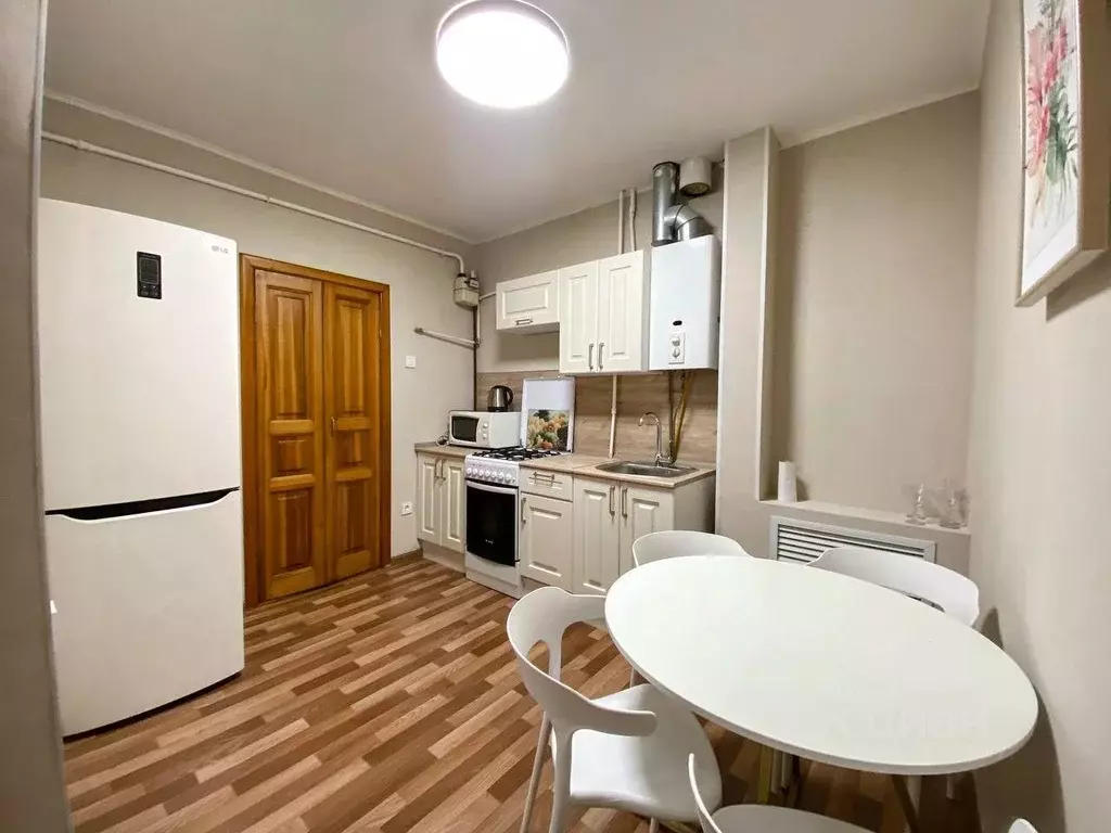 2-к кв. Самарская область, Самара Чапаевская ул., 84Б (41.0 м) - Фото 0