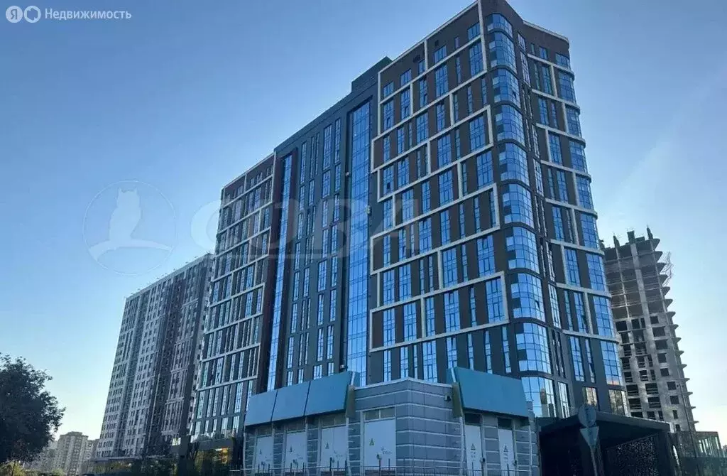 3-комнатная квартира: Тюмень, улица Николая Машарова, 2 (110.2 м) - Фото 1