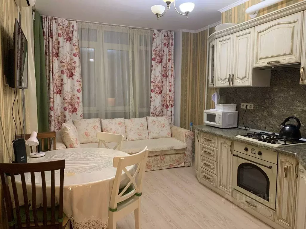 1-к кв. Краснодарский край, Геленджик ул. Грибоедова, 31 (45.0 м) - Фото 0