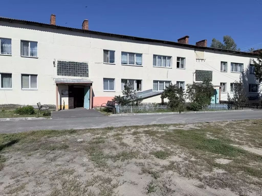 2-к кв. Брянская область, Навля рп пер. 1-й Калинина, 7 (43.7 м) - Фото 1