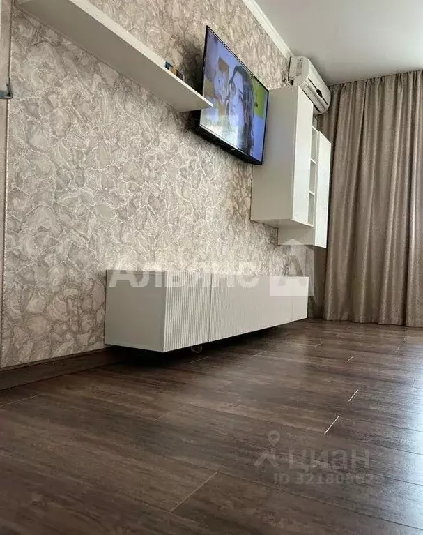 3-к кв. Ростовская область, Волгодонск ул. Энтузиастов, 22 (66.5 м) - Фото 2